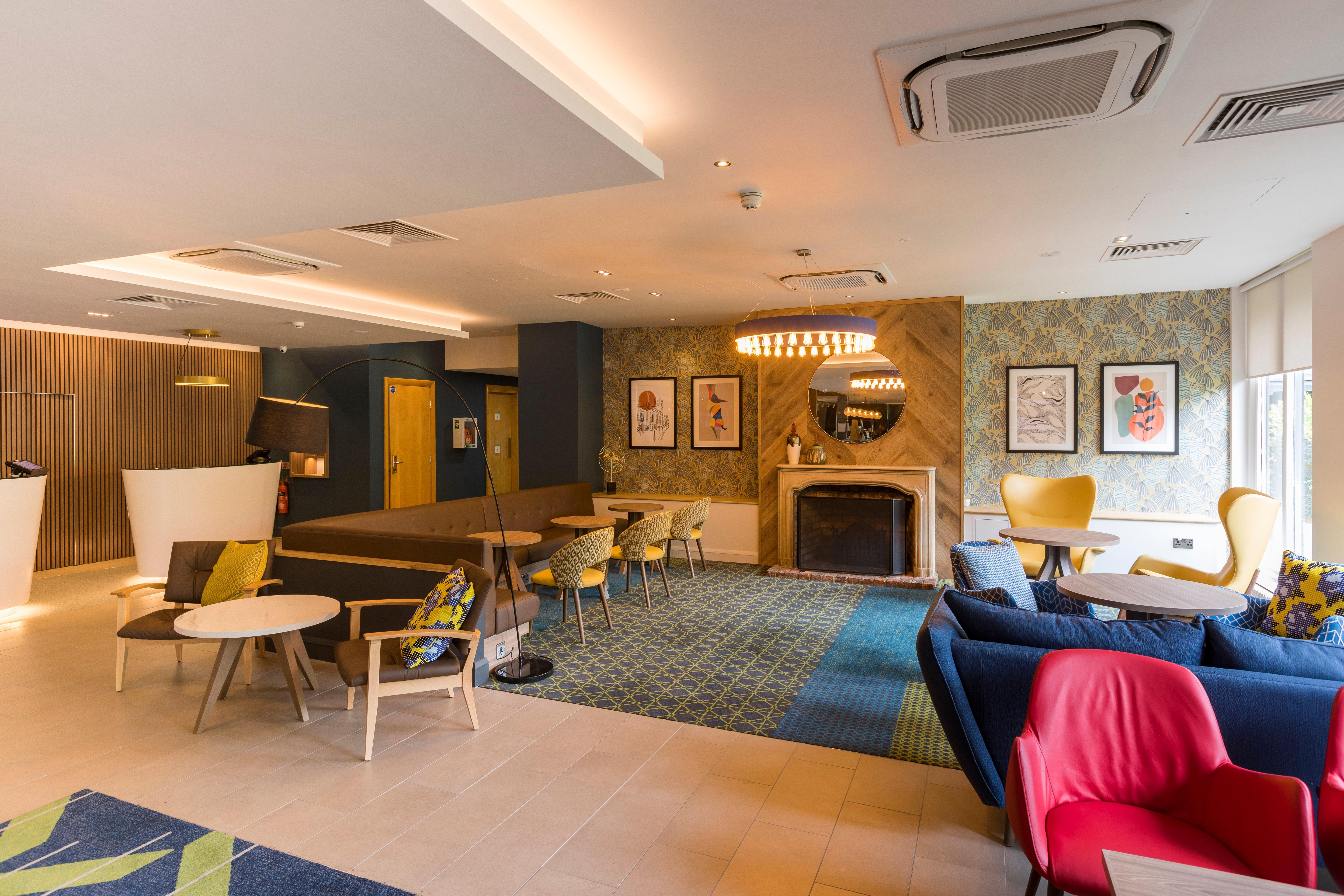 Holiday Inn Cambridge By Ihg Girton  Eksteriør billede