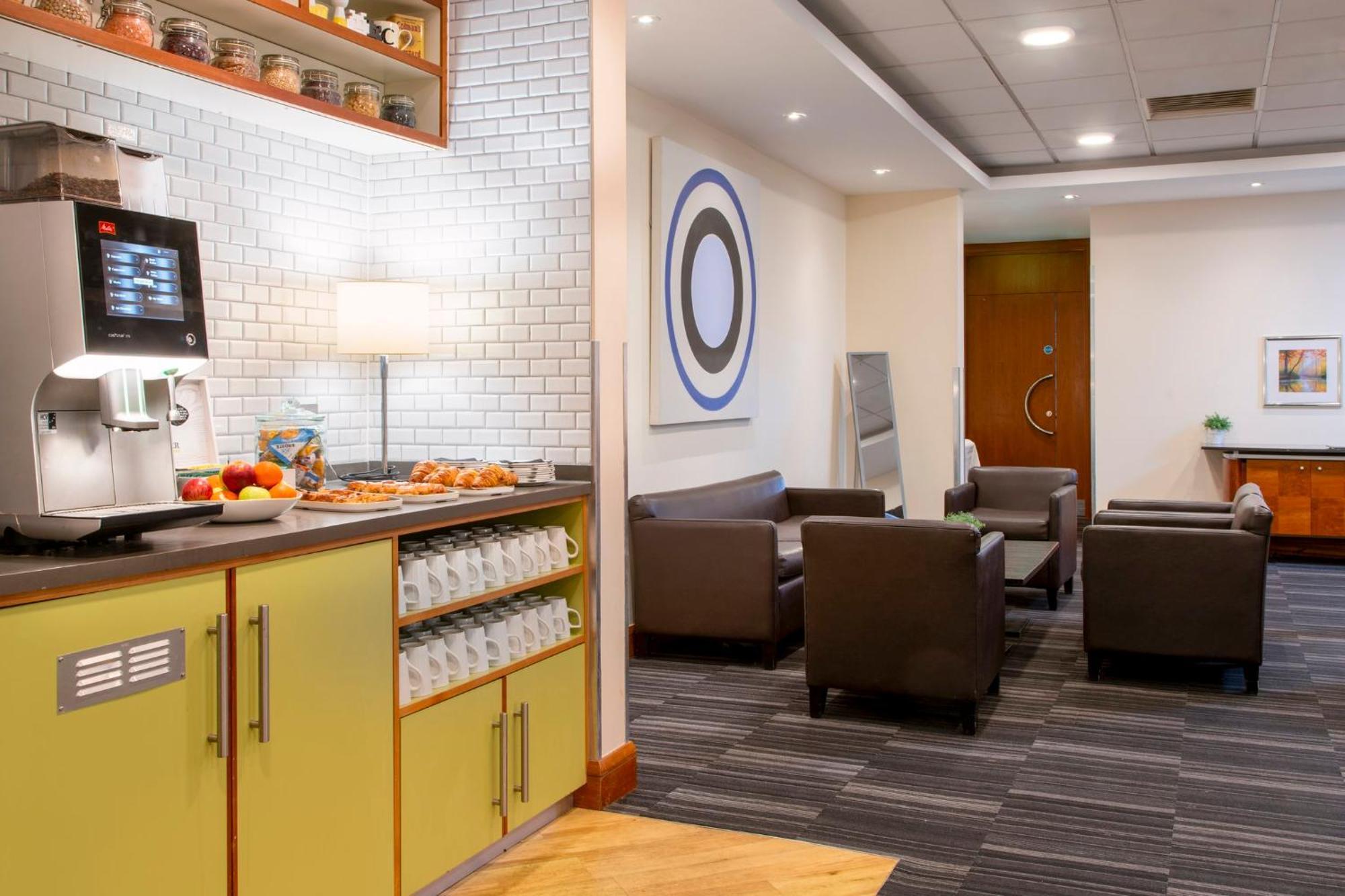 Holiday Inn Cambridge By Ihg Girton  Eksteriør billede