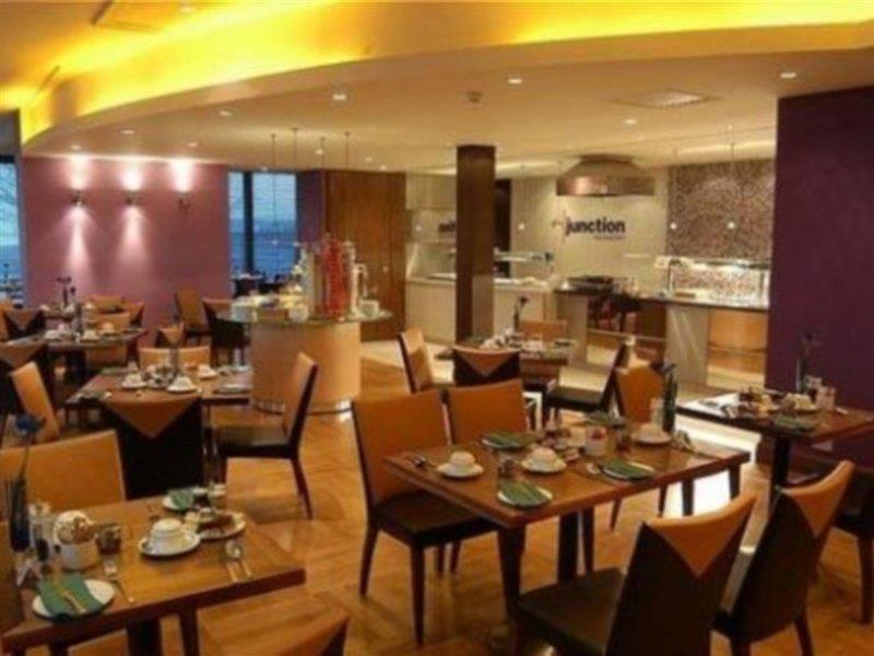 Holiday Inn Cambridge By Ihg Girton  Eksteriør billede